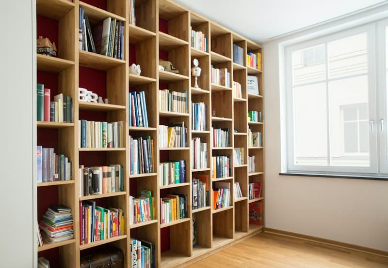 Hana Rak Buku